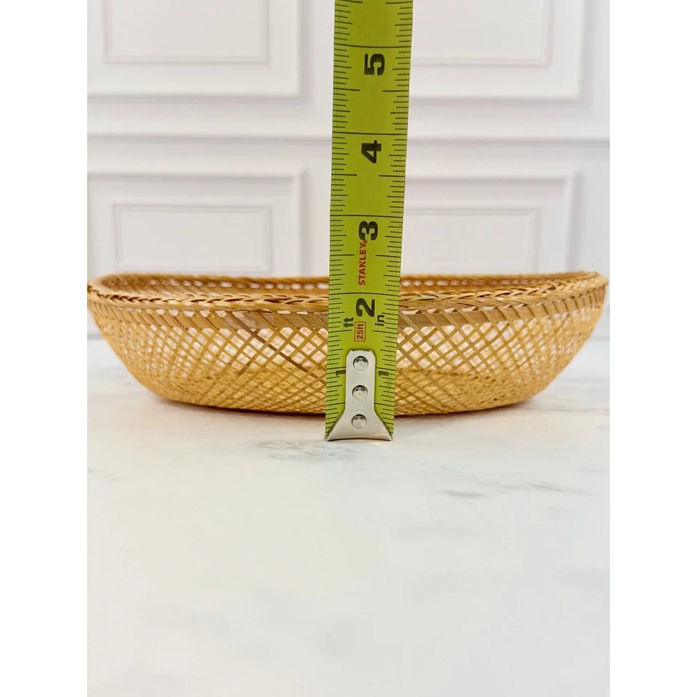 VTG Finely Woven Crosshatch Oval Reed Bamboo Basket 7.5X9